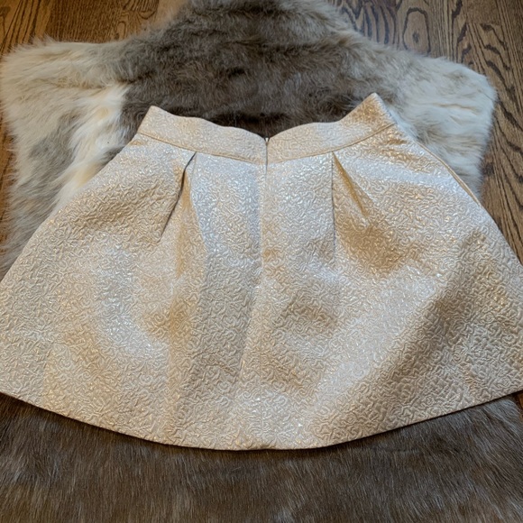 FRENCHI gold shimmery skirt - Picture 5 of 8